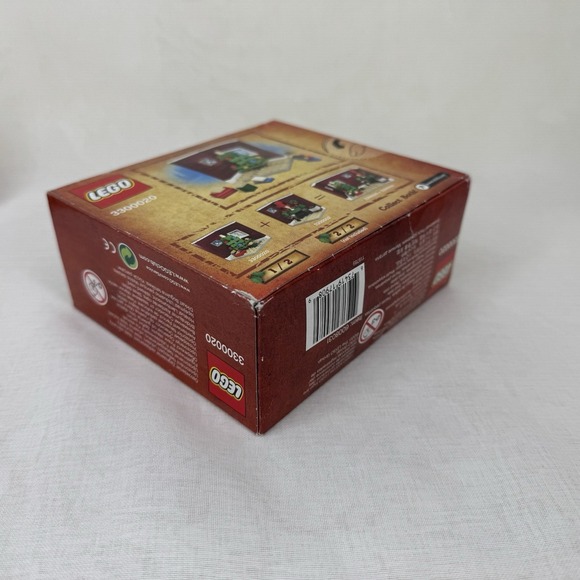 Lego 3300020 and 3300002 Seasonal Retired New Sealed Boxes (light box damage) - Picture 10 of 10